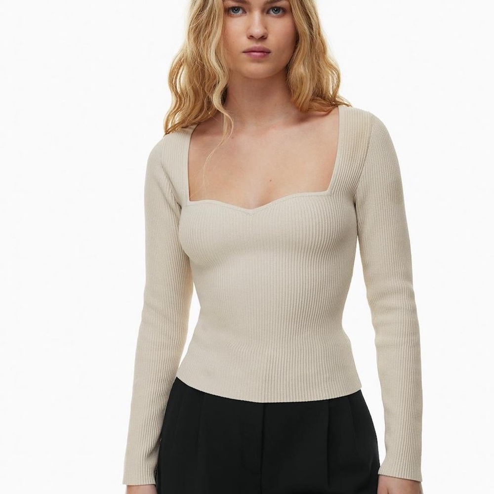 Babaton Aritzia Cream Ribbed Square Sweetheart Long Sleeve Top